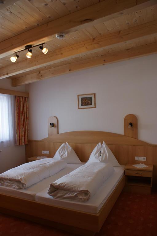 Haus Bergkristall Bed and Breakfast Obergurgl Camera foto