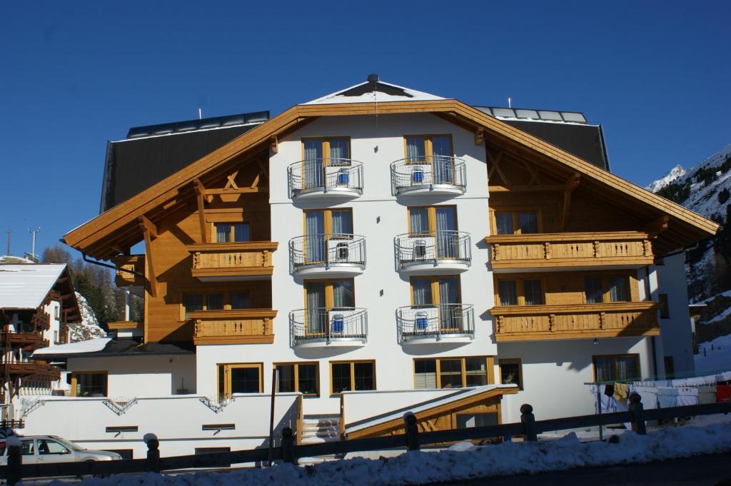 Haus Bergkristall Bed and Breakfast Obergurgl Esterno foto